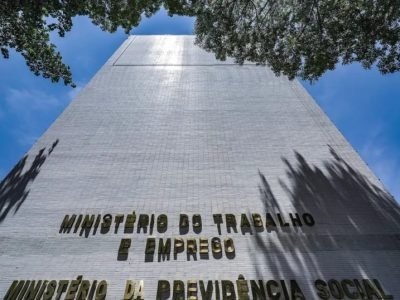 brasil-cria-72-9-mil-empregos-formais-em-maio-aponta-caged.jpeg