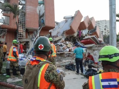 brasil-inicia-operacoes-de-busca-e-resgate-apos-terremoto-na-venezuela.jpeg