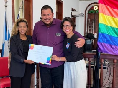 evento-lgbtqia-destaca-compromisso-da-imprensa-com-a-diversidade-e-rende-historia-curiosa-nos-bastid.jpeg